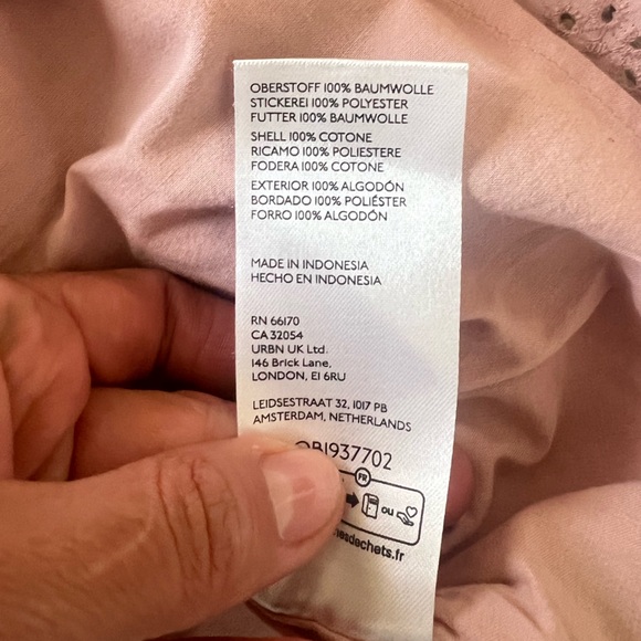 Urban Outfitters Kimchi Blue Jeena Eyelet Off-The-Shoulder Romper sz S - Picture 13 of 16